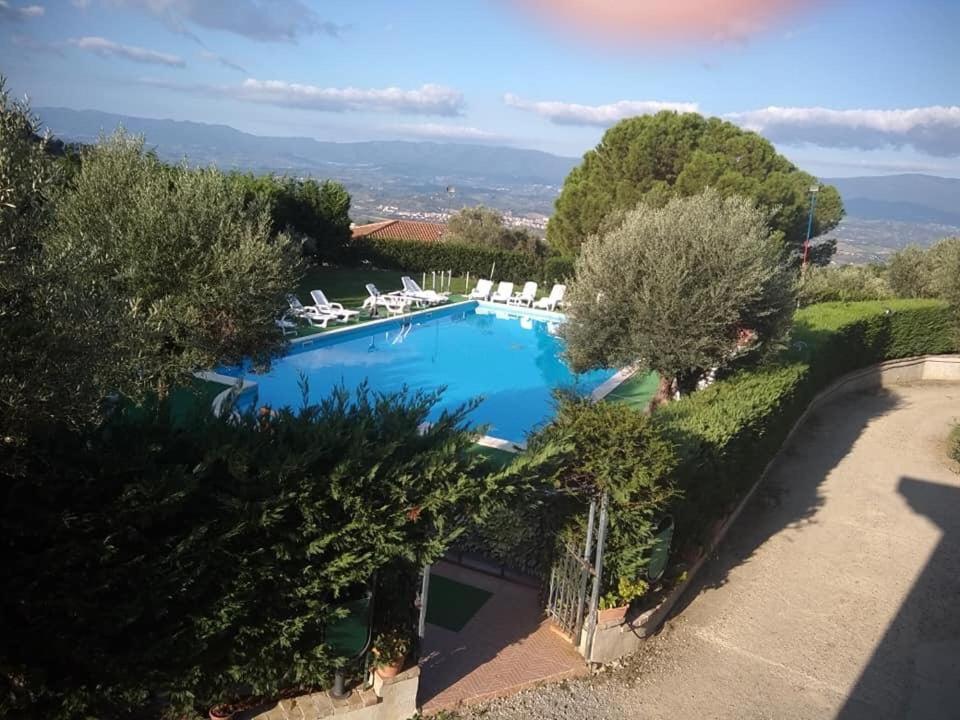 Agriturismo Pingitore Luzzi Kültér fotó