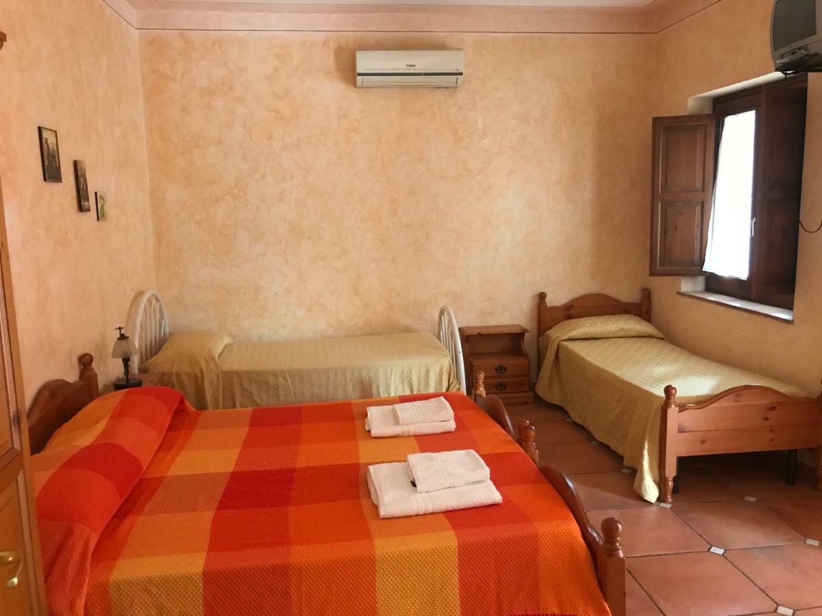 Agriturismo Pingitore Luzzi Kültér fotó